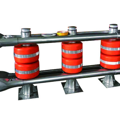 Q235 Q345 EVA Matériel de sécurité routière Barrière de roulement anti-collision pour la protection de la circulation
