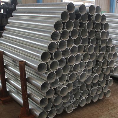 Postes ronds revêtus de poudre galvanisée de haute durabilité pour barrière de collision de garde routière