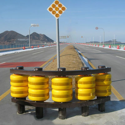 Q235 Q345 EVA Barrière à rouleaux Sécurité routière Barrière anti-collision
