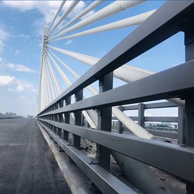 Sécurité routière Garde de pont à poutre métallique de couleur personnalisée avec ISO9001 2008