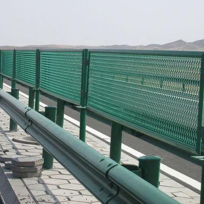 Barrière de circulation galvanisée en poudre revêtue anti-éblouissement