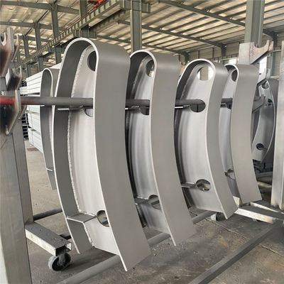 Moderne Q235 Q345 Barrière de sécurité routière en acier