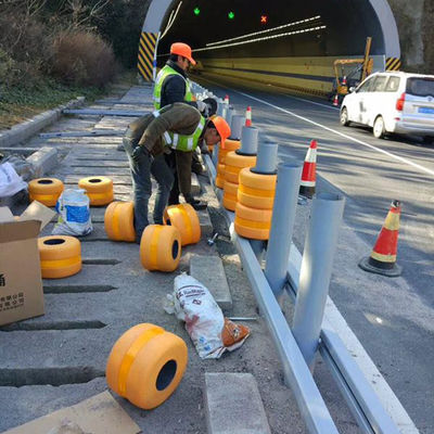 Q235 Q345 Barrière à rouleaux routiers en acier inoxydable pour la sécurité routière et le contrôle du trafic