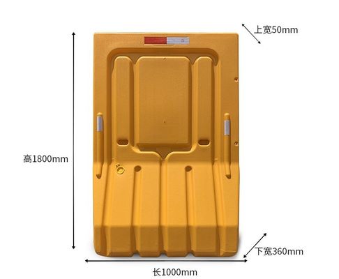 2M PE T forme rouge jaune rempli d'eau barrière de circulation routière en plastique pour la sécurité routière