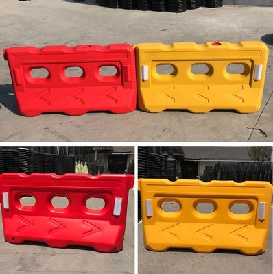 Barrière de sécurité routière personnalisée pour la sécurité extérieure de l'autoroute et remplie d'eau