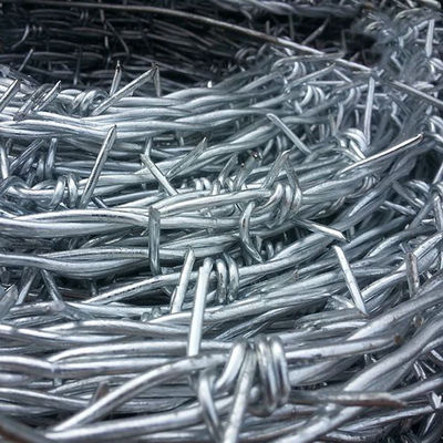 Fil barbelé en acier inoxydable anticorrosion pour clôture de sécurité routière