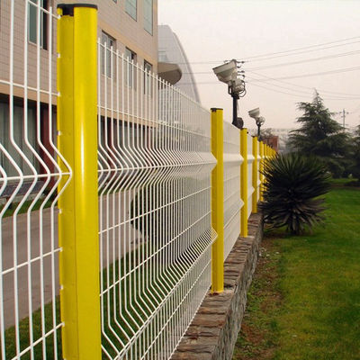 Panneaux de clôture de filets galvanisés revêtus de poudre avec propriétés anticorrosion