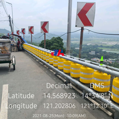 Barrière de protection contre les collisions avec revêtement galvanisé à chaud