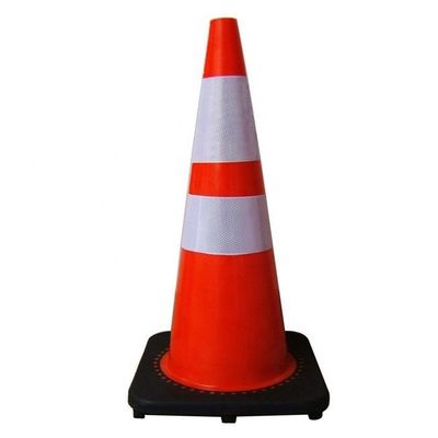 Conne de circulation routière en PVC orange de haute visibilité Pour les précautions de sécurité routière