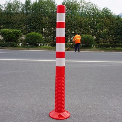 Sécurité routière cônes de circulation en PE rouge réfléchissants hautement visibles pour le contrôle de la circulation