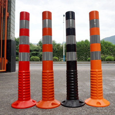 Avertissement de la circulation Les cônes de sécurité routière hautement visibles Les cônes de route pliables