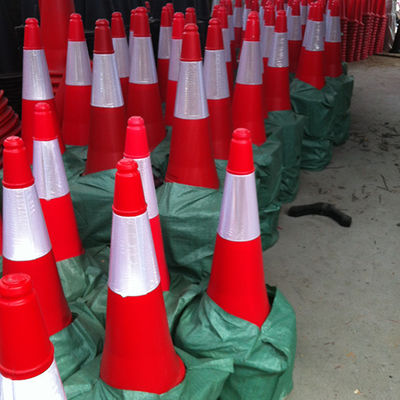 Conos routiers en PE en plastique Conos routiers orange hautement visibles