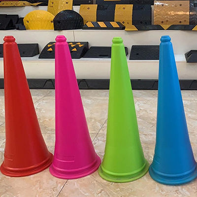 Conos routiers en PE en plastique Conos routiers orange hautement visibles