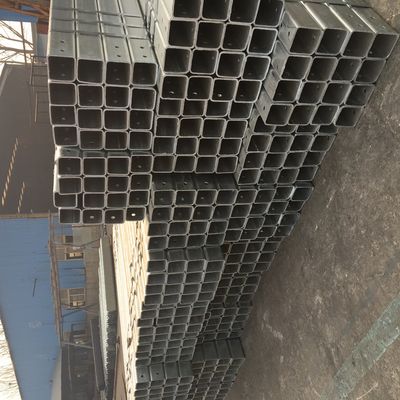 Q235 Q345 Réservoir routier de forme carrée ISO9001 2008 Certifié et durable