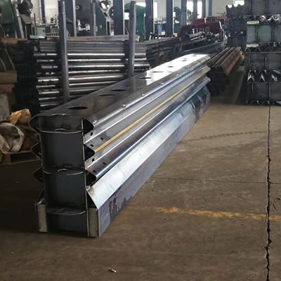 Sécurité routière Coussins de collision galvanisés à chaud pour barrière routière avec Q235 Q345