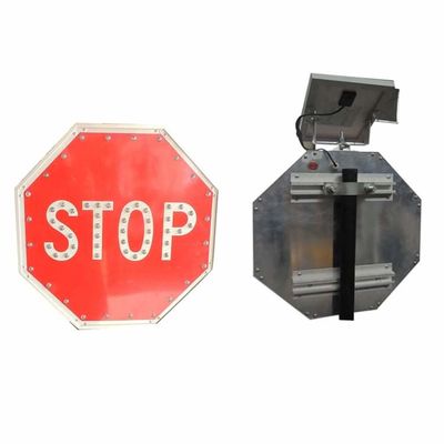 Signe routier en aluminium de taille standard personnalisé pour la gestion du trafic