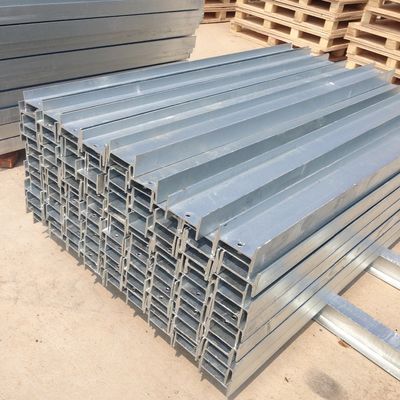 Postes de garde galvanisés à chaud pour une sécurité de la circulation routière durable