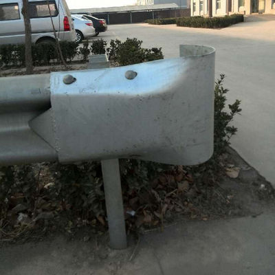 Terminals d'extrémité des garde-corps pour la sécurité routière