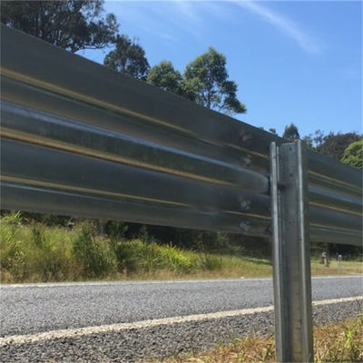 Sécurité extérieure Q235 Q345 Aashto galvanisé M180 W garde-corps de poutre pour les autoroutes en vente