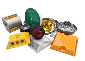Sécurité routière Marquage routier G105 Soleil LED Flashing Light Reflective Road Stud pour la sécurité