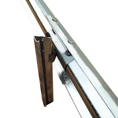 Galvanisé Q235 SJ235R Steel Highway Guardrail Sigma Post avec conception personnalisée