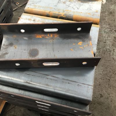 Distanciateur de garde routière galvanisé à poutre W pour la sécurité routière et le revêtement en poudre