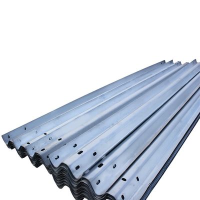 Réservoir routier galvanisé Q235 Q345 W en poutre ondulée