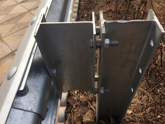 Blocage/espacement H pour le système de garde routière galvanisée par trempage à chaud