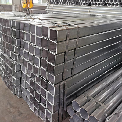 Postes carrés en acier galvanisé pour les accessoires de garde-corps de route standard AASHTO M-180