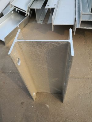 Sécurité routière H Blocker Spacer pour la protection de longue durée des garde-corps routiers