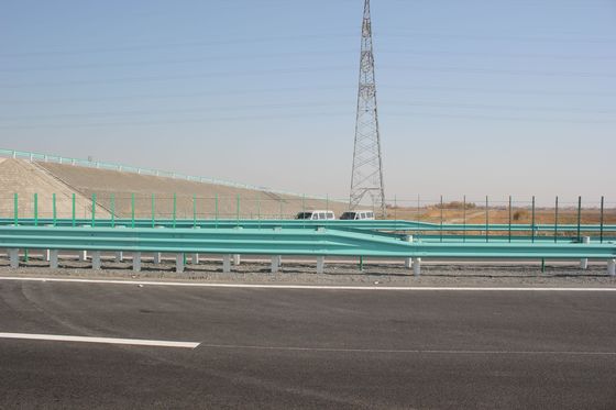 Sécurité extérieure personnalisée garde-corps à poutres flexibles pour les rails garde-corps ferroviaires sécurité routière