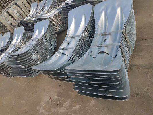 Aile d'extrémité anti-corrosion de la barrière de sécurité routière avec terminal de queue de poisson en acier Q235 Q345