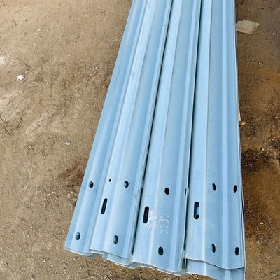 Sécurité routière Barrière de protection galvanisée à faisceau W avec certification ISO 9001/14001/18001