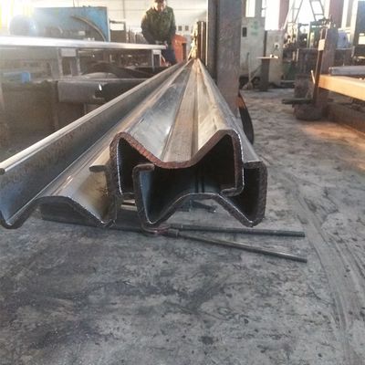 AASHTO M-180 galvanisé à chaud rail de protection métallique Sigma Post pour la construction de routes