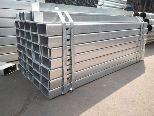 Postes de garde routiers pour les personnes sûres U type de clôture d'acier Postes de clôture de longue durée