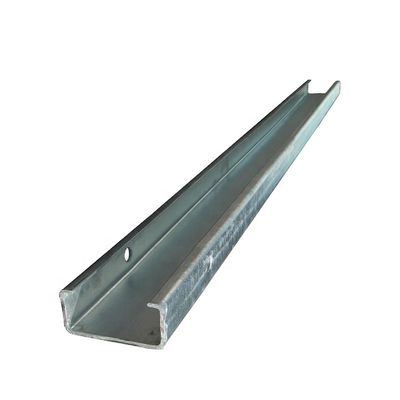 Anti-corrosion C Post pour la sécurité routière sur l'acier de garde routière galvanisé à chaud