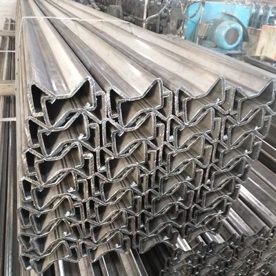 En acier inoxydable galvanisé à chaud rail de protection routière Sigma Postes avec certificat ISO