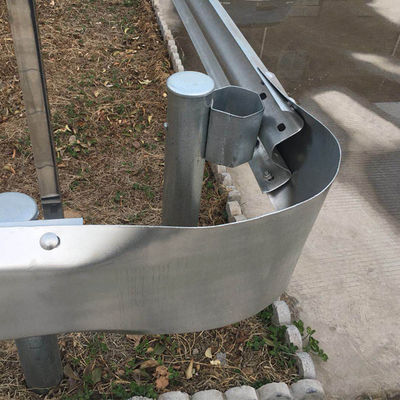 Sécurité routière barrière en acier galvanisé avec revêtement en poudre et haute durabilité