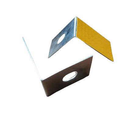 Fonction d'avertissement de sécurité routière Réflecteur de marquage lumineux en aluminium de haute luminosité Fabriqué