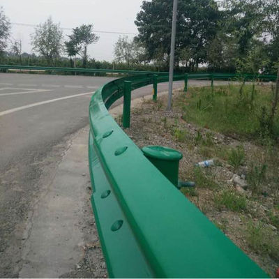 Route courbe courbée garde-corps galvanisée barrière routière en acier pour la sécurité du trafic