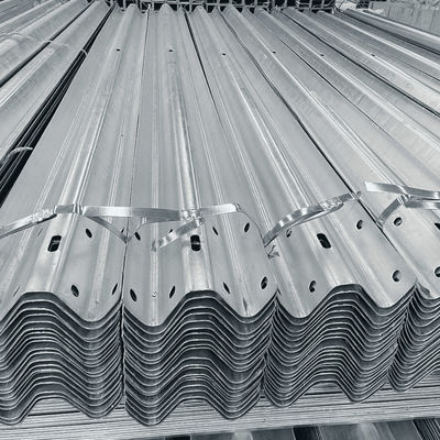 Rameau de protection routière rond 550-600g/m2 revêtement en zinc et technologie galvanisée à chaud