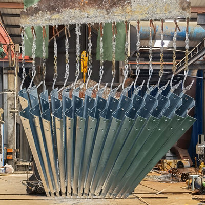 Sécurité routière Barrière de protection en acier inoxydable W avec conception compétitive et personnalisée