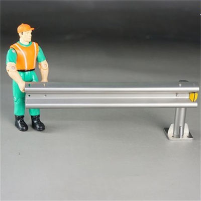 Route de circulation en acier enduit de zinc à poutre W rail de protection routière avec certificat ISO9001 2008
