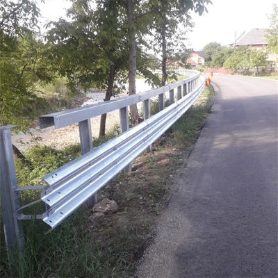 Barrière de protection de poutre de pneus en acier galvanisé personnalisée pour vos besoins de projet