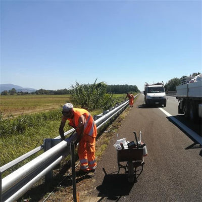 3 mm / 2,7 mm d'épaisseur Hr feuille en poudre revêtue sécurité routière garde-corps pour la route
