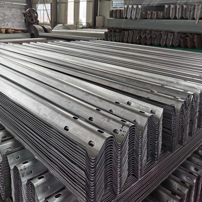 Barrière de sécurité routière W balise de protection avec norme AASHTO M-180 et revêtement en zinc