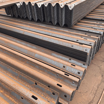 Certifié ISO9001/TUV/ BV/CE Q345 SJ345R Matériau galvanisé W Beam Highway Guardrail