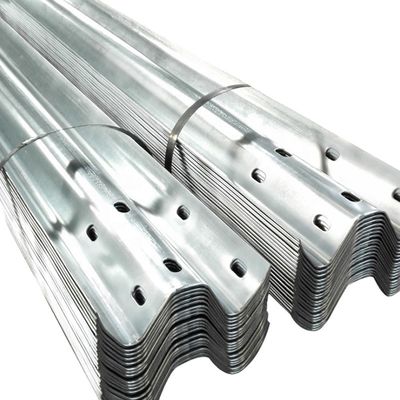 Sécurité routière Première clôture de garde en acier galvanisé avec certification CE/BV/ISO