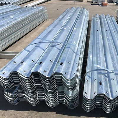 Sécurité routière Première clôture de garde en acier galvanisé avec certification CE/BV/ISO