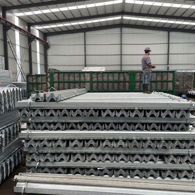 Le système d'acier est équipé d'une barrière de protection de type CE/BV/ISO 9001/ISO14001/ISO 18001 et d'une barrière de protection de type AASHTO M-180.